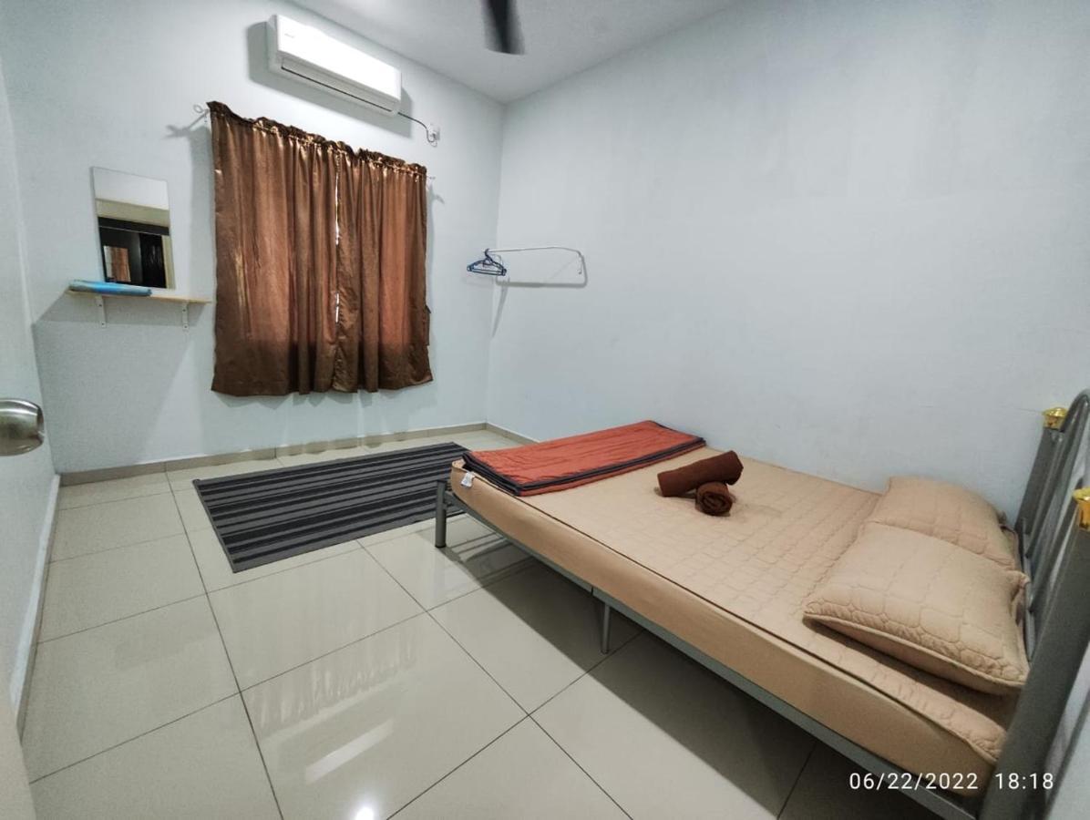 Oyo Homes 90679 Bahari Homes ملقا المظهر الخارجي الصورة